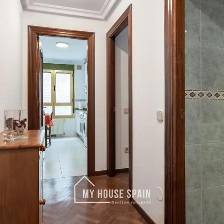 Myhousespain - Amplio En El Centro De * Oviedo